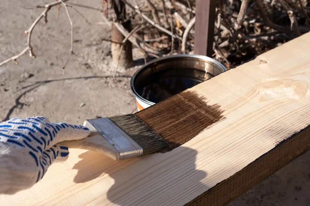 deck-staining-varnishing-services-image-02